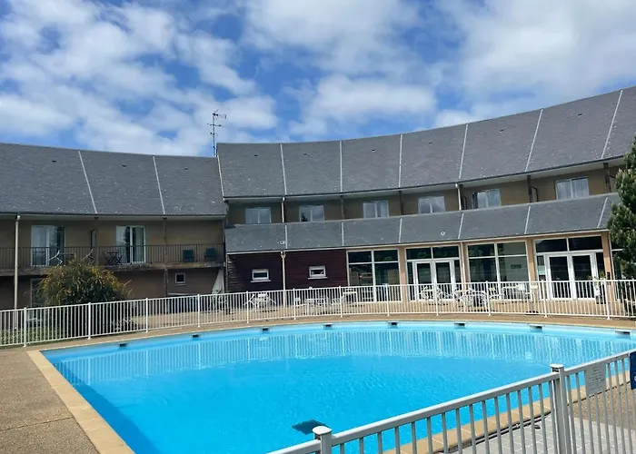 Le Voilier. Honfleur T2 Dans Residence Avec Piscine